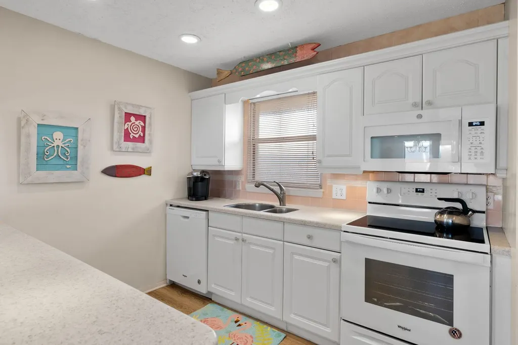 5117 Sea Bell Road Sanibel FL 33957