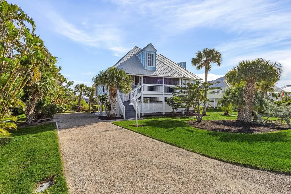 248 Christofer Court Sanibel FL 33957