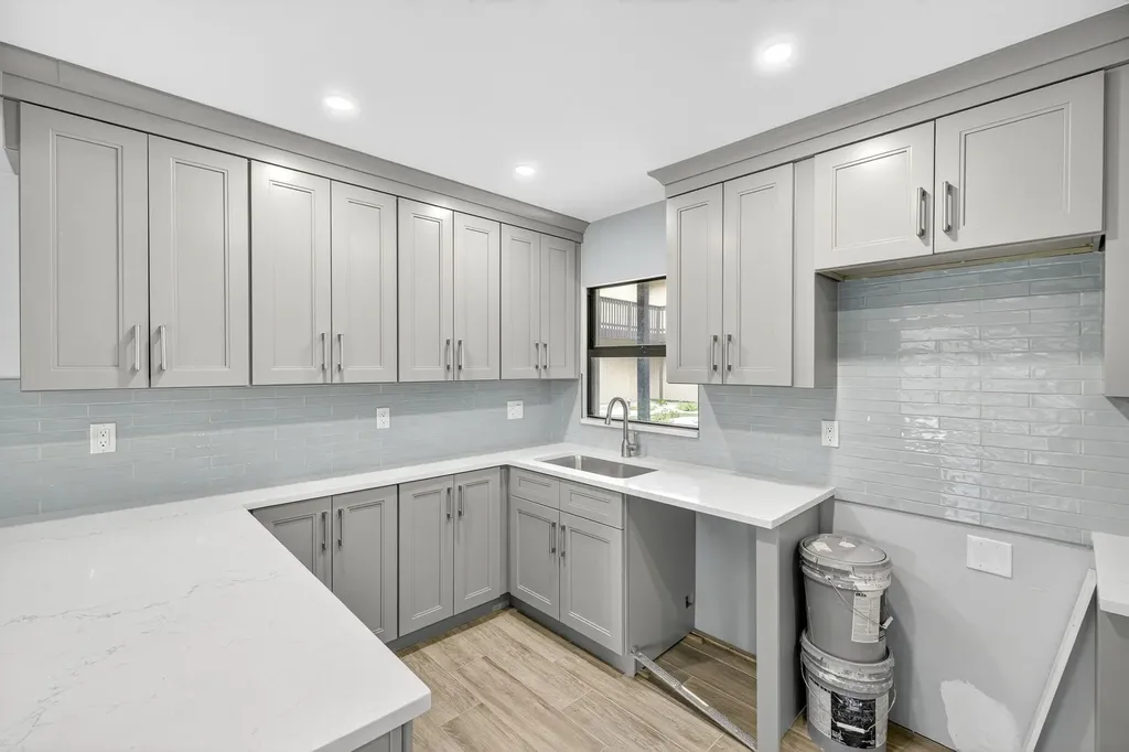 5117 Sea Bell Road Sanibel FL 33957