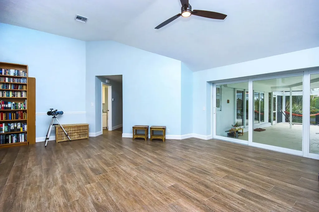 9436 Yucca Court Sanibel FL 33957