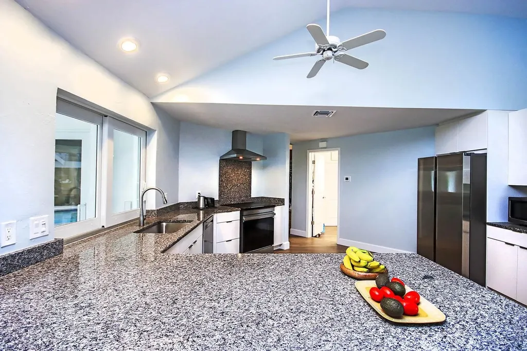 9436 Yucca Court Sanibel FL 33957