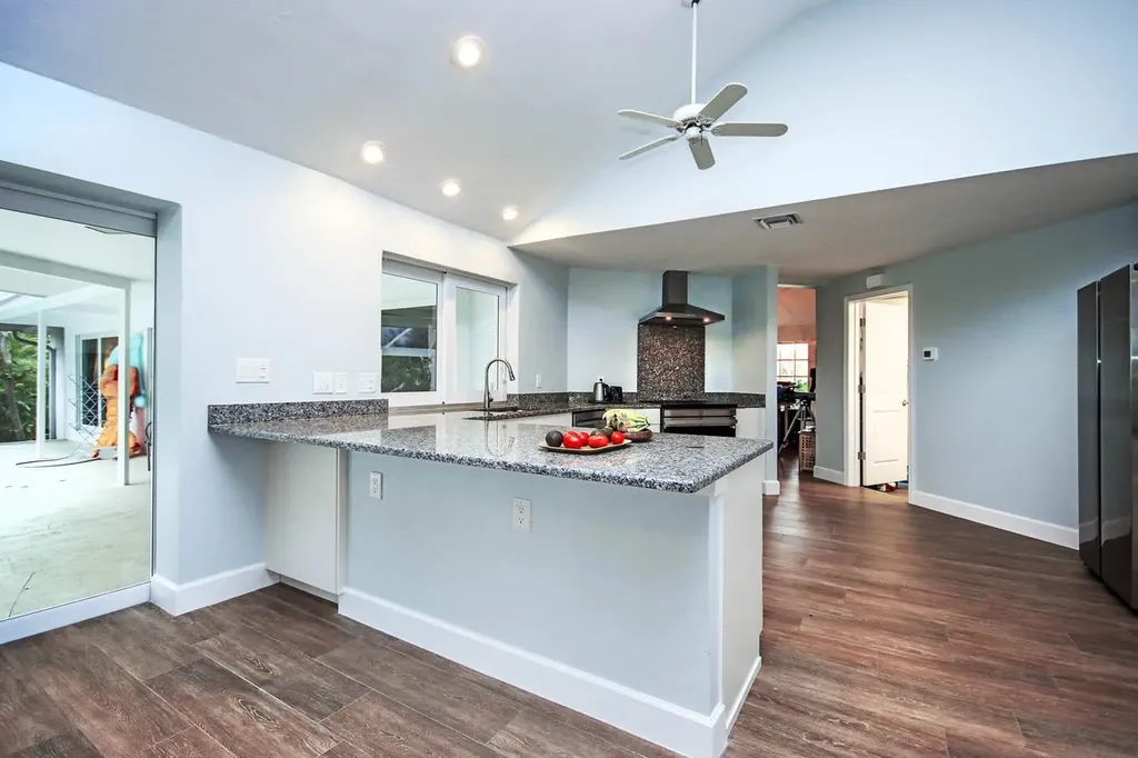 9436 Yucca Court Sanibel FL 33957