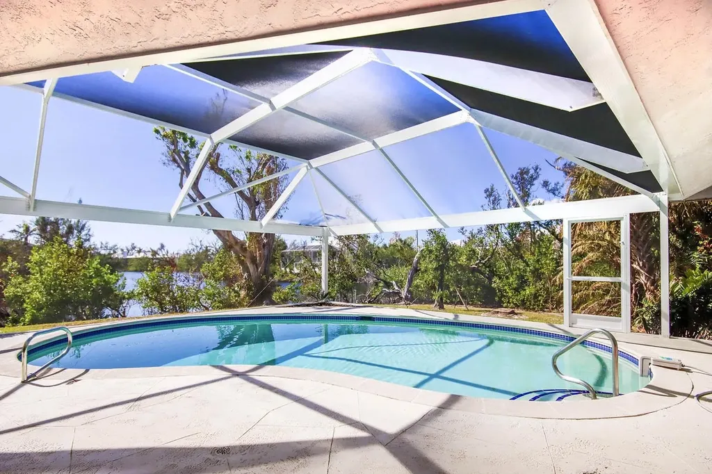 9436 Yucca Court Sanibel FL 33957