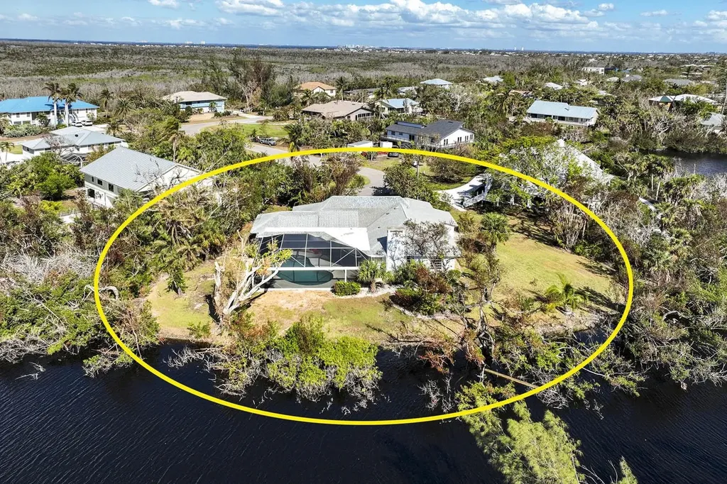 9436 Yucca Court Sanibel FL 33957