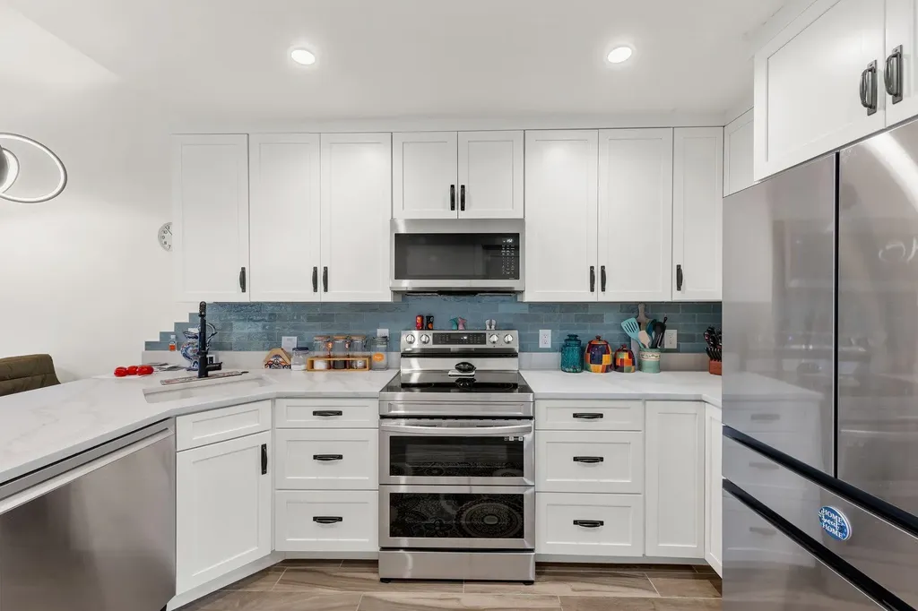 838/840 Rabbit Road Sanibel FL 33957