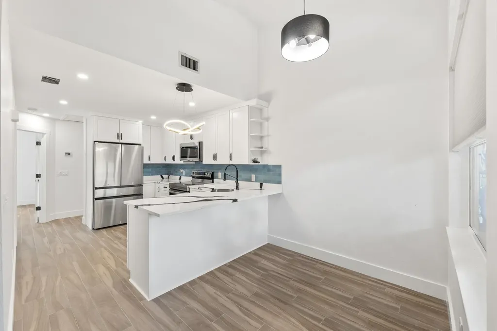 838/840 Rabbit Road Sanibel FL 33957