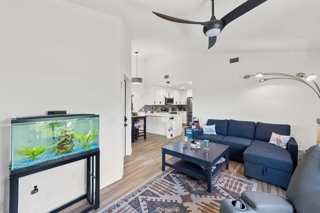 838/840 Rabbit Road Sanibel FL 33957
