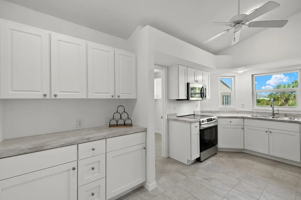 16801 Sanibel Sunset Court Fort Myers FL 33908