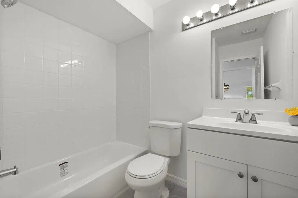 16801 Sanibel Sunset Court Fort Myers FL 33908