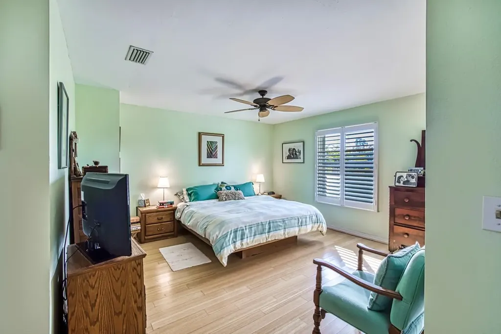 1615 Serenity Lane Sanibel FL 33957