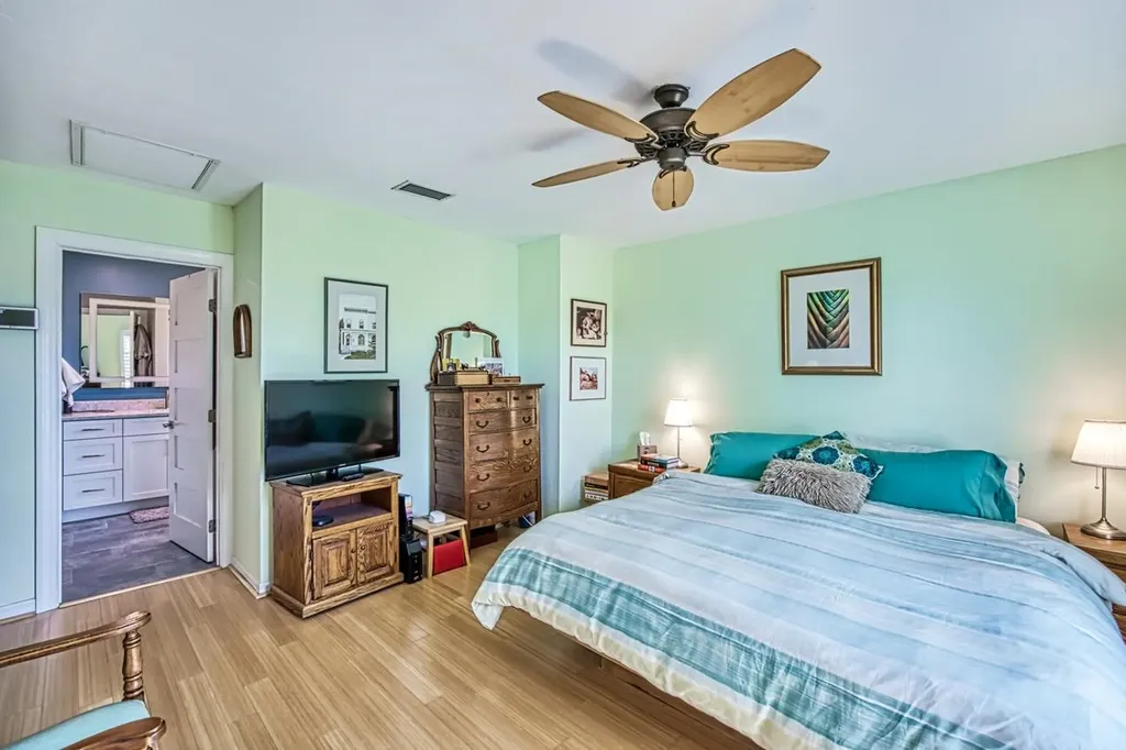 1615 Serenity Lane Sanibel FL 33957