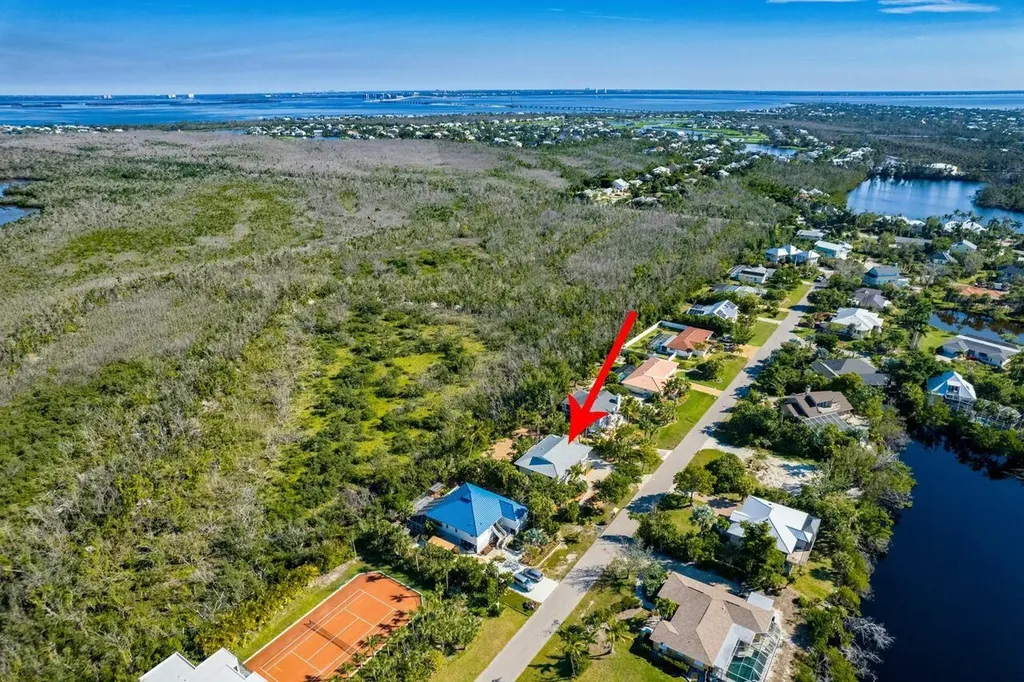 1615 Serenity Lane Sanibel FL 33957