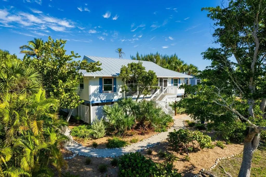 1615 Serenity Lane Sanibel FL 33957