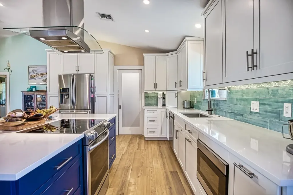 1615 Serenity Lane Sanibel FL 33957