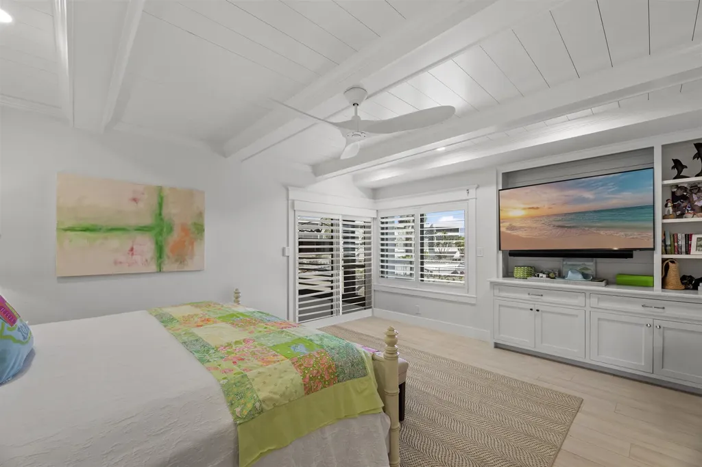 1605 Middle Gulf Drive Sanibel FL 33957