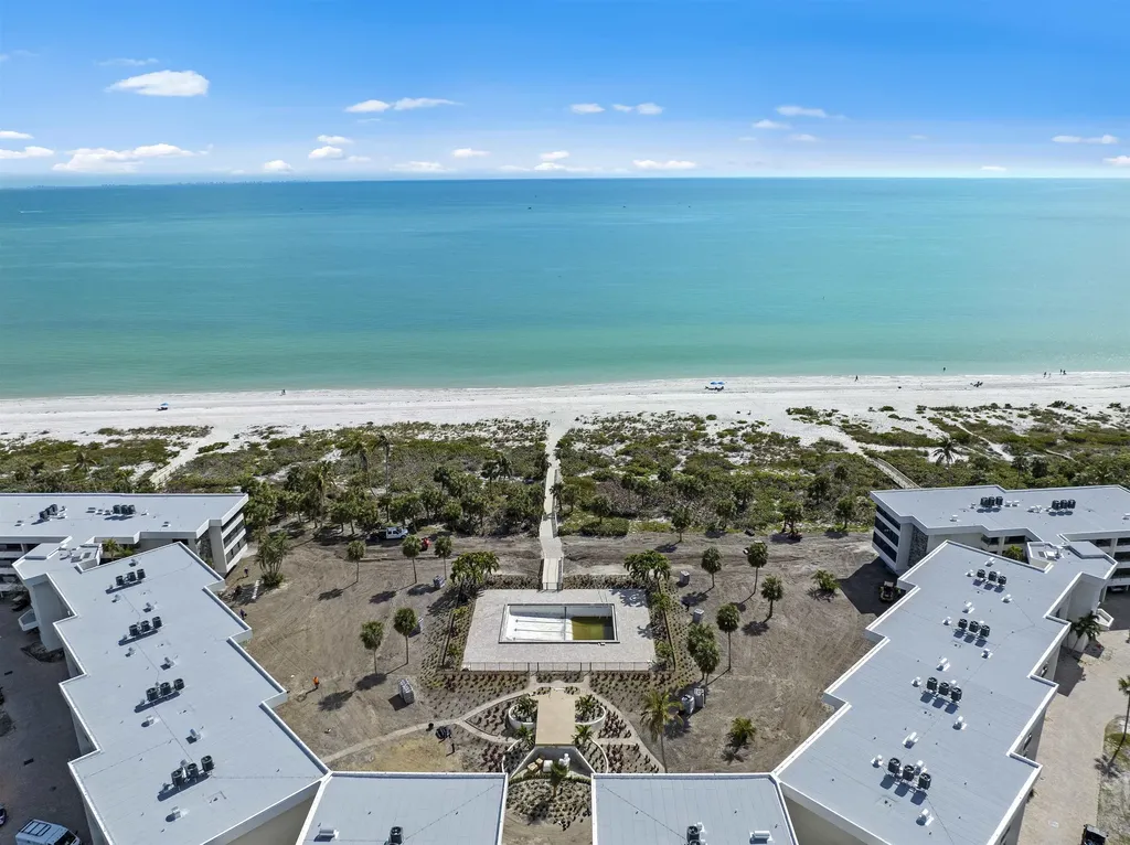 1605 Middle Gulf Drive Sanibel FL 33957