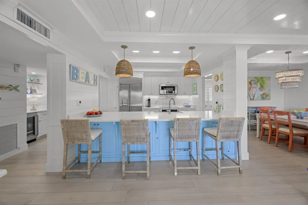 1605 Middle Gulf Drive Sanibel FL 33957