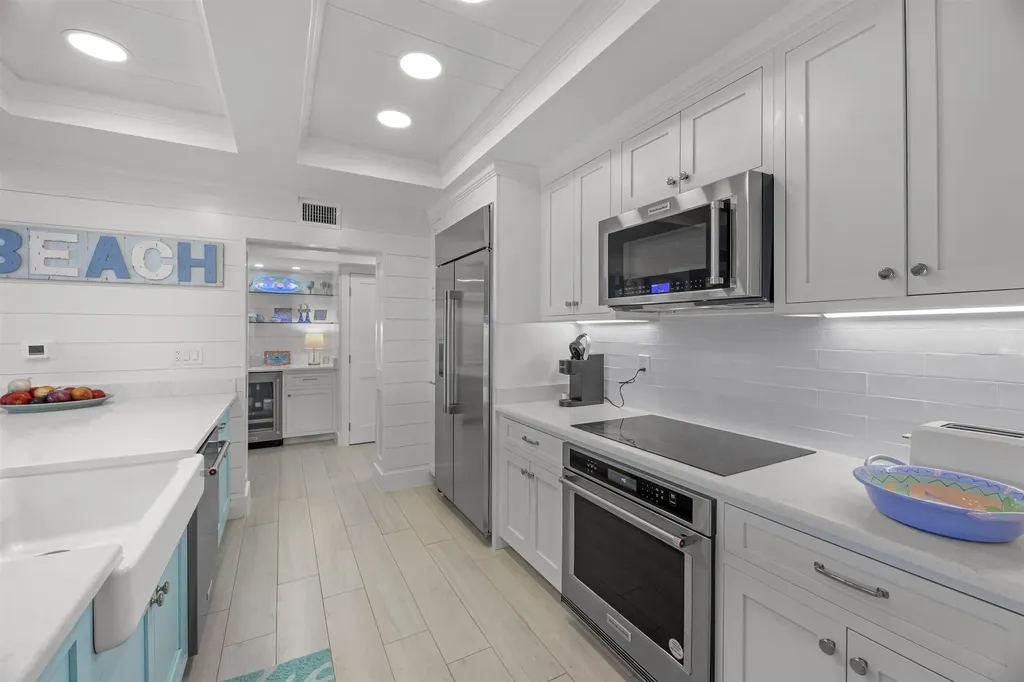 1605 Middle Gulf Drive Sanibel FL 33957