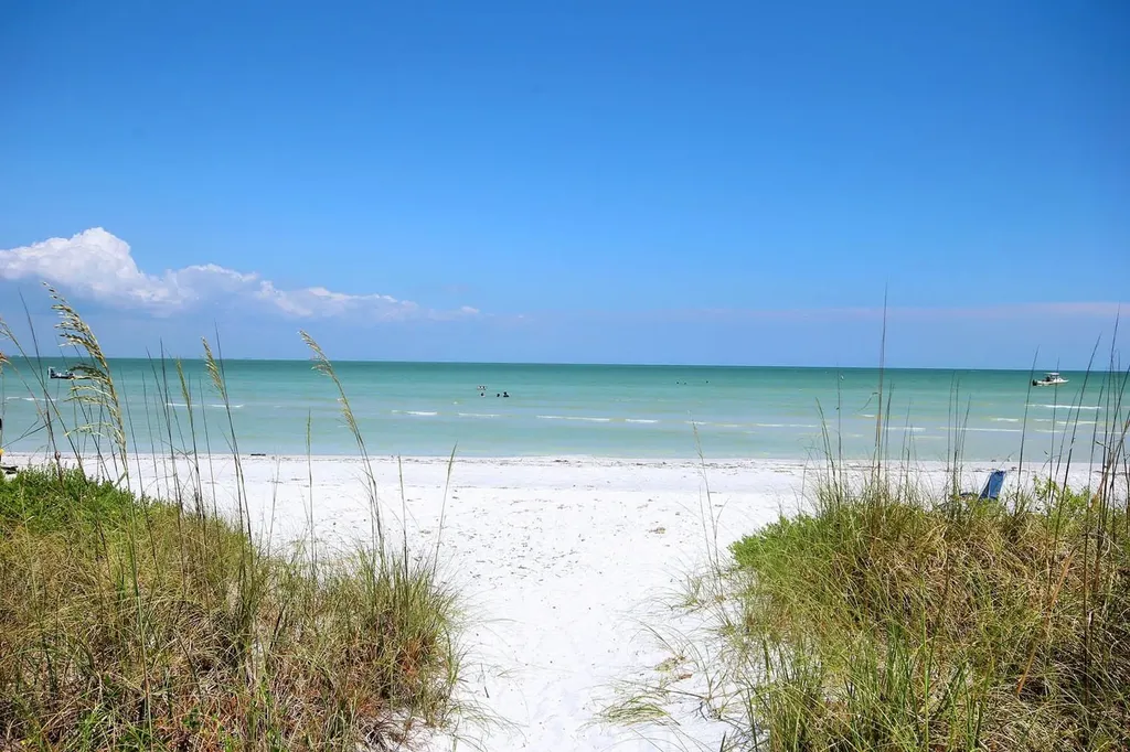 255 Periwinkle Way Sanibel FL 33957