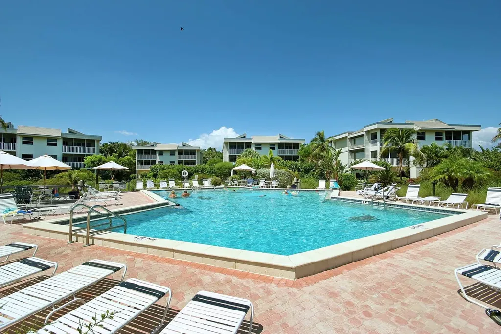 255 Periwinkle Way Sanibel FL 33957