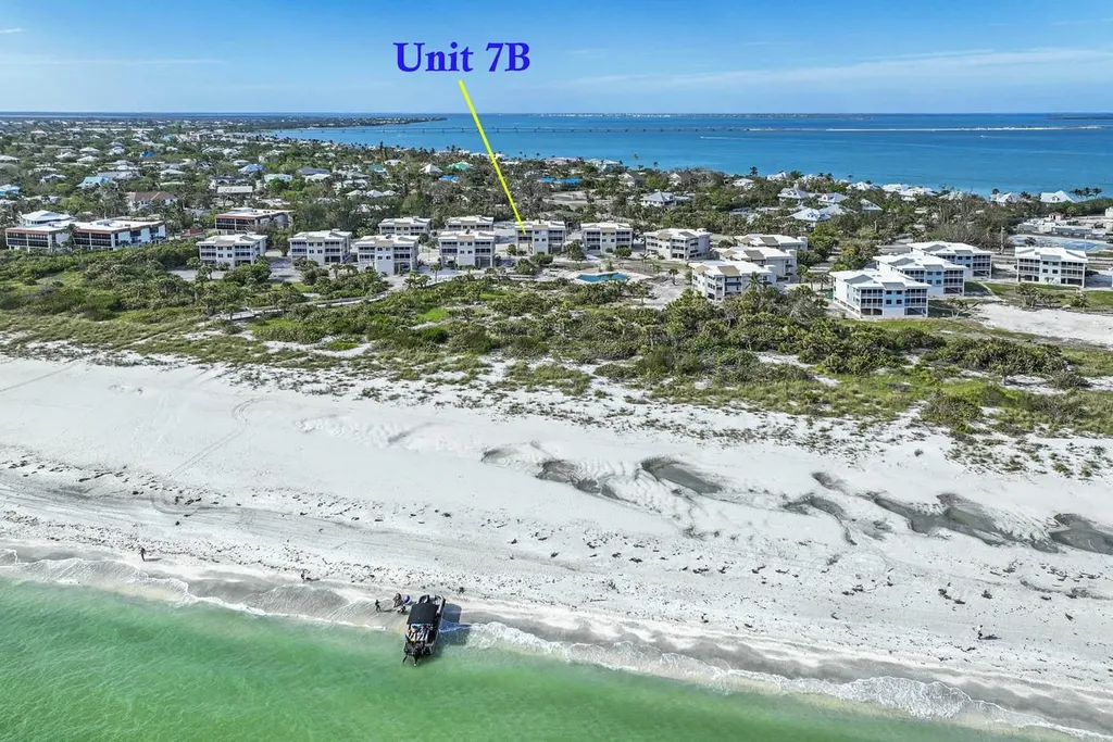 255 Periwinkle Way Sanibel FL 33957