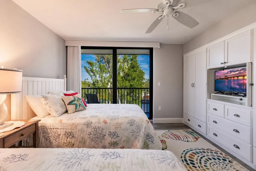 1191 Middle Gulf Drive Sanibel FL 33957
