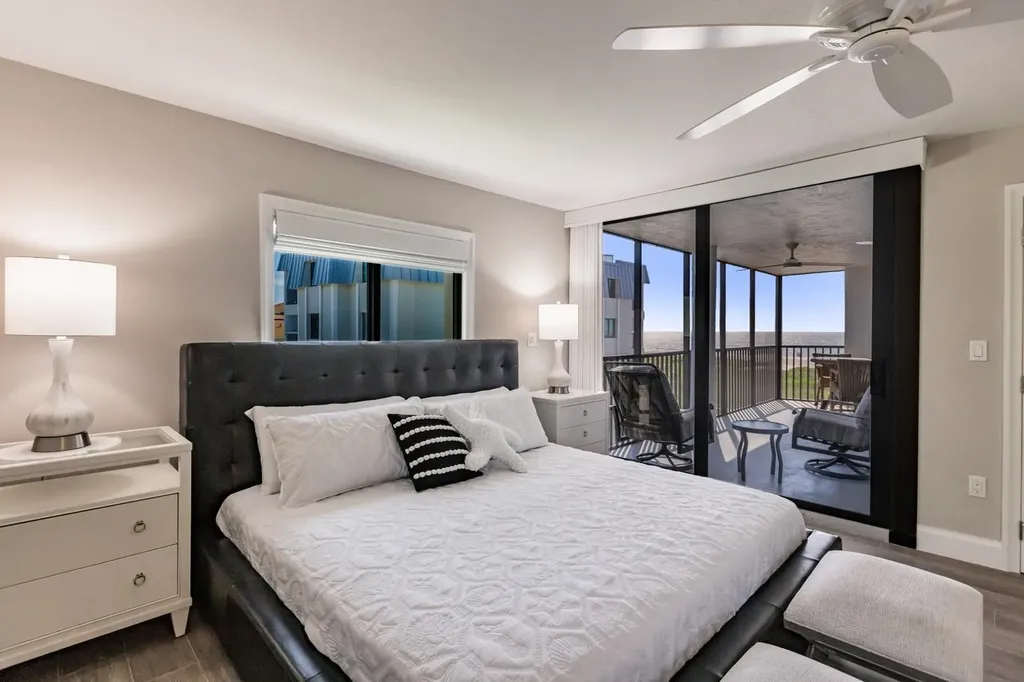 1191 Middle Gulf Drive Sanibel FL 33957