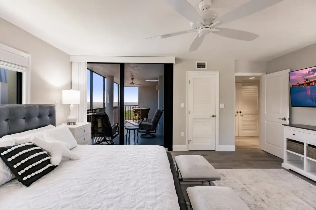 1191 Middle Gulf Drive Sanibel FL 33957