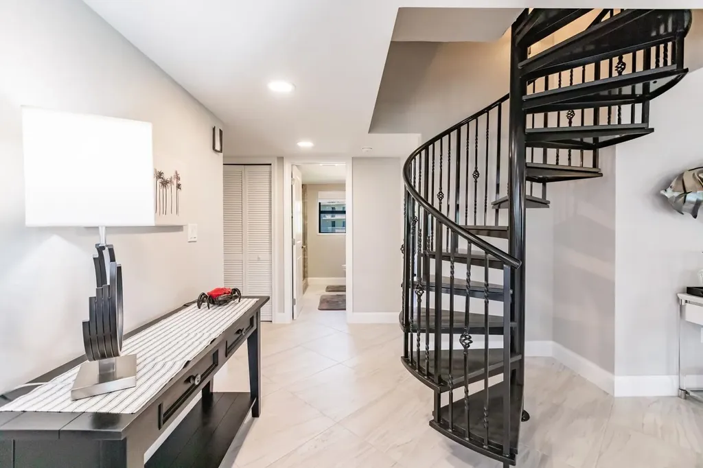 1191 Middle Gulf Drive Sanibel FL 33957