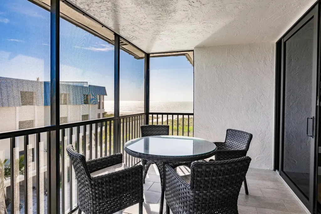 1191 Middle Gulf Drive Sanibel FL 33957