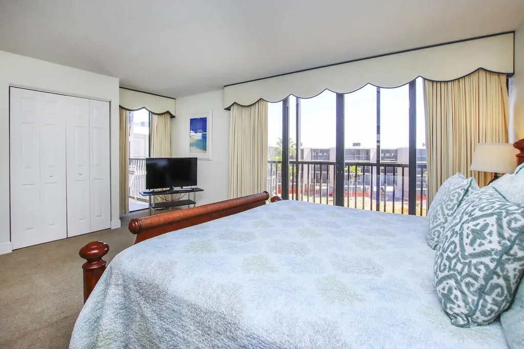 1401 Middle Gulf Drive Sanibel FL 33957