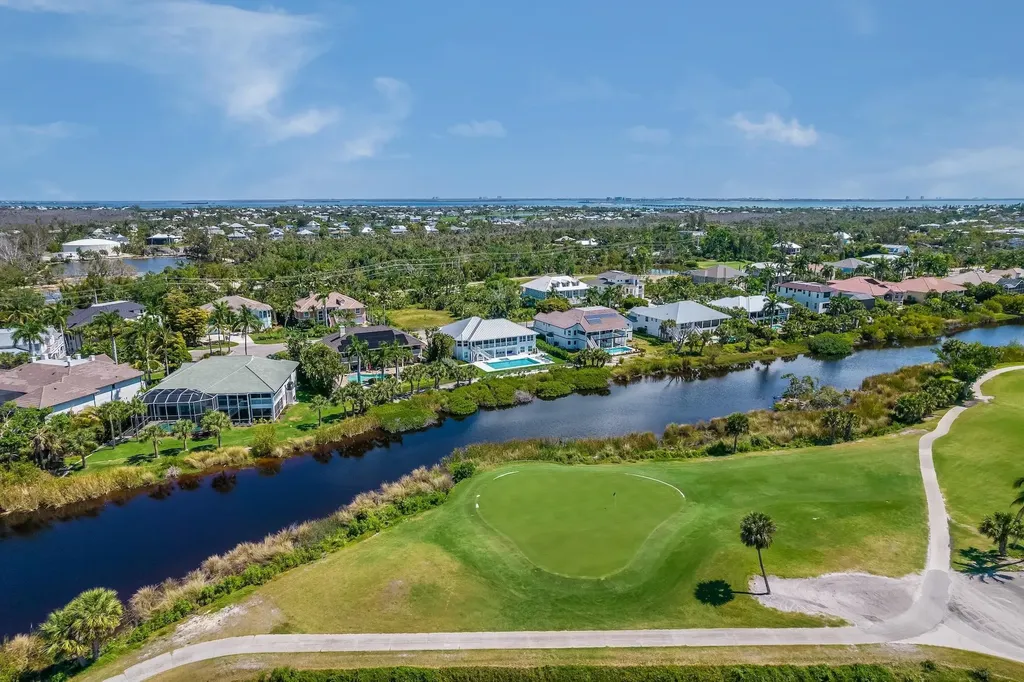 1340 Eagle Run Drive Sanibel FL 33957