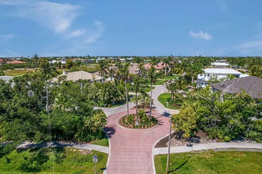 1340 Eagle Run Drive Sanibel FL 33957