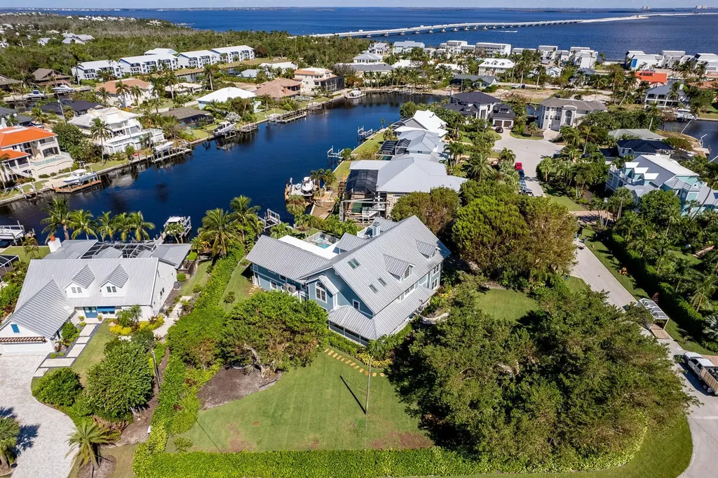 1133 Golden Olive Court Sanibel FL 33957