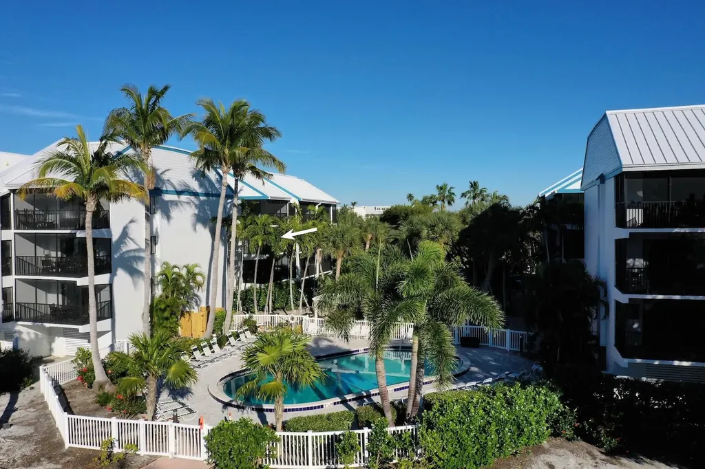 3213 Tennis Villas Captiva FL 33924