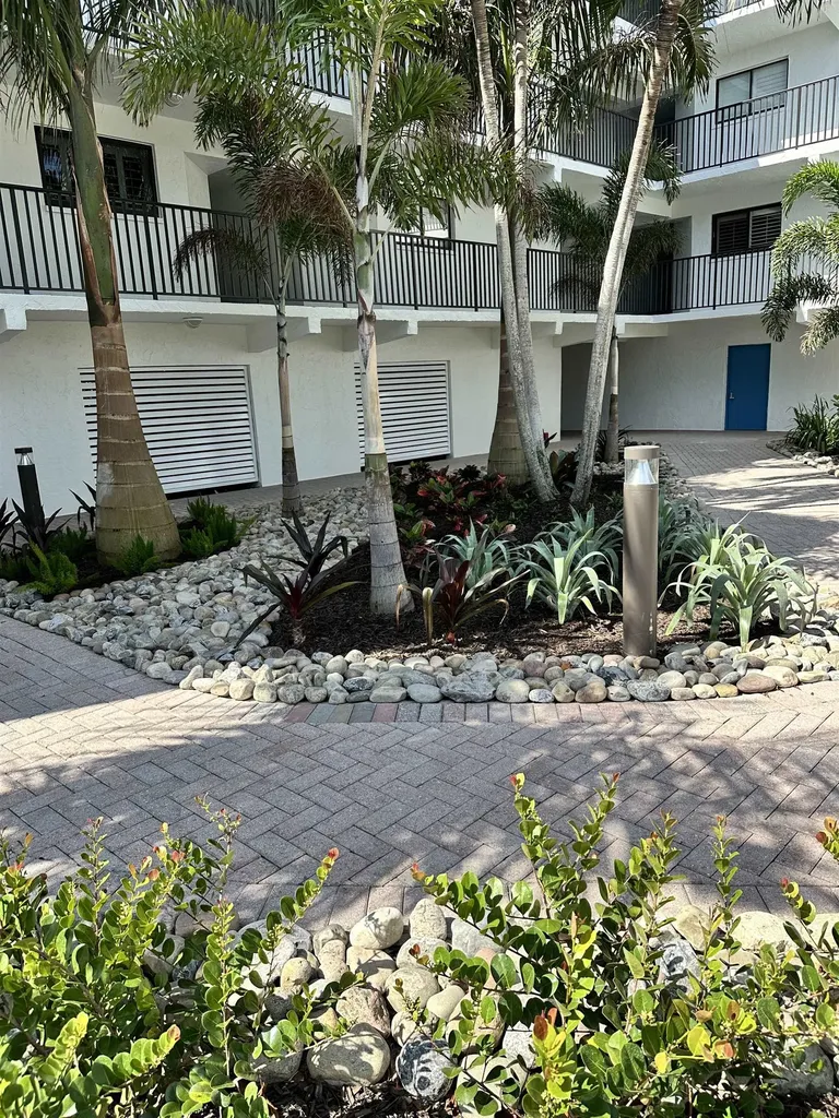 3213 Tennis Villas Captiva FL 33924