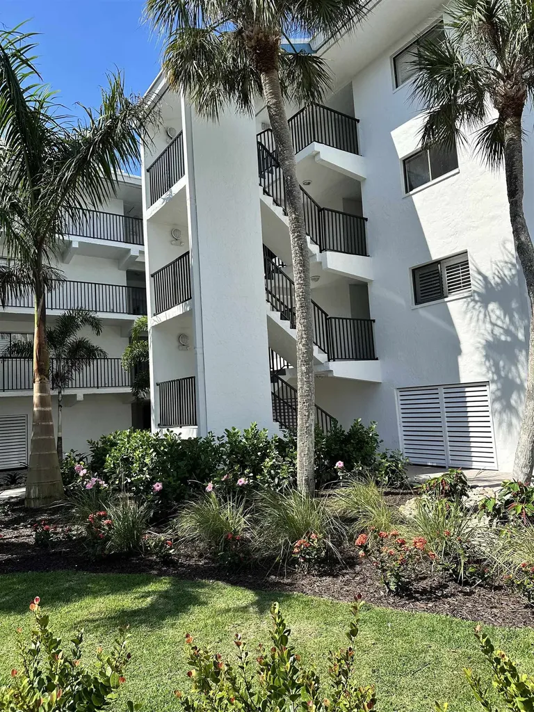 3213 Tennis Villas Captiva FL 33924