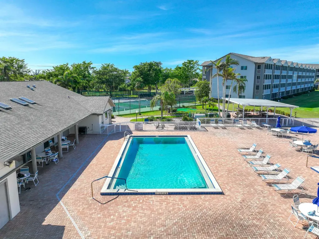 14871 Hole In One Circle Fort Myers FL 33919