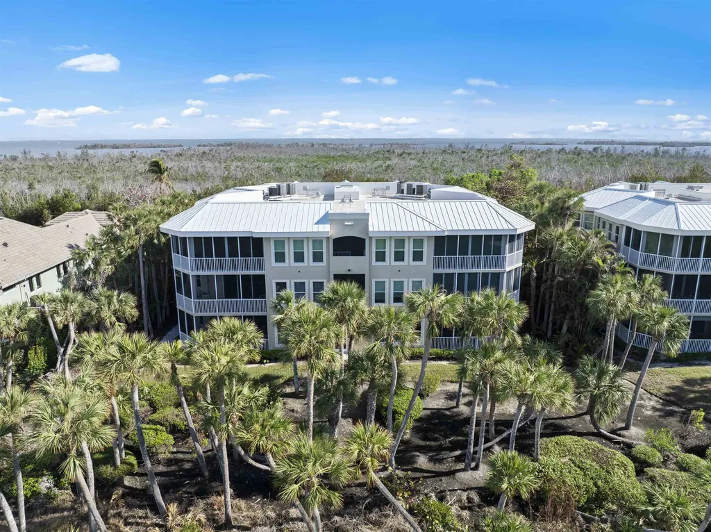 5681 Baltusrol Court Sanibel FL 33957