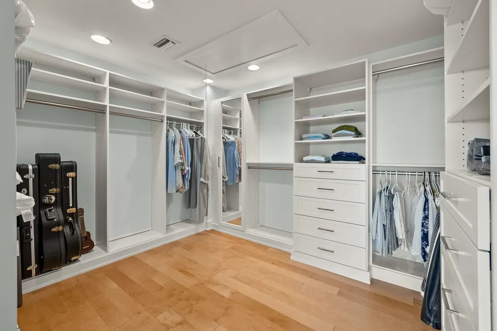 411 Bella Vista Way E Sanibel FL 33957