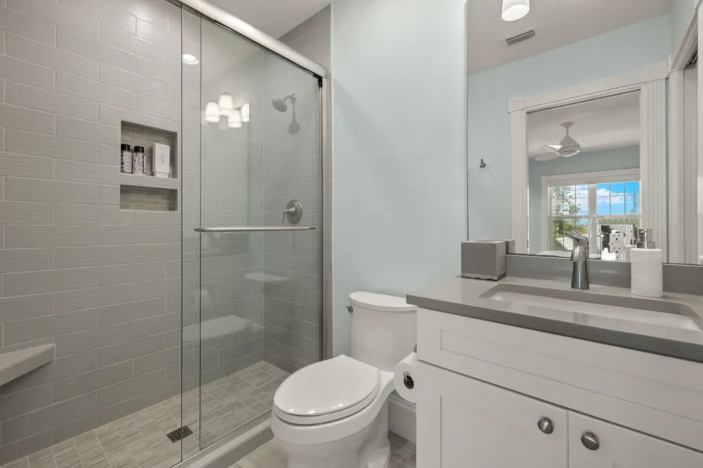 411 Bella Vista Way E Sanibel FL 33957