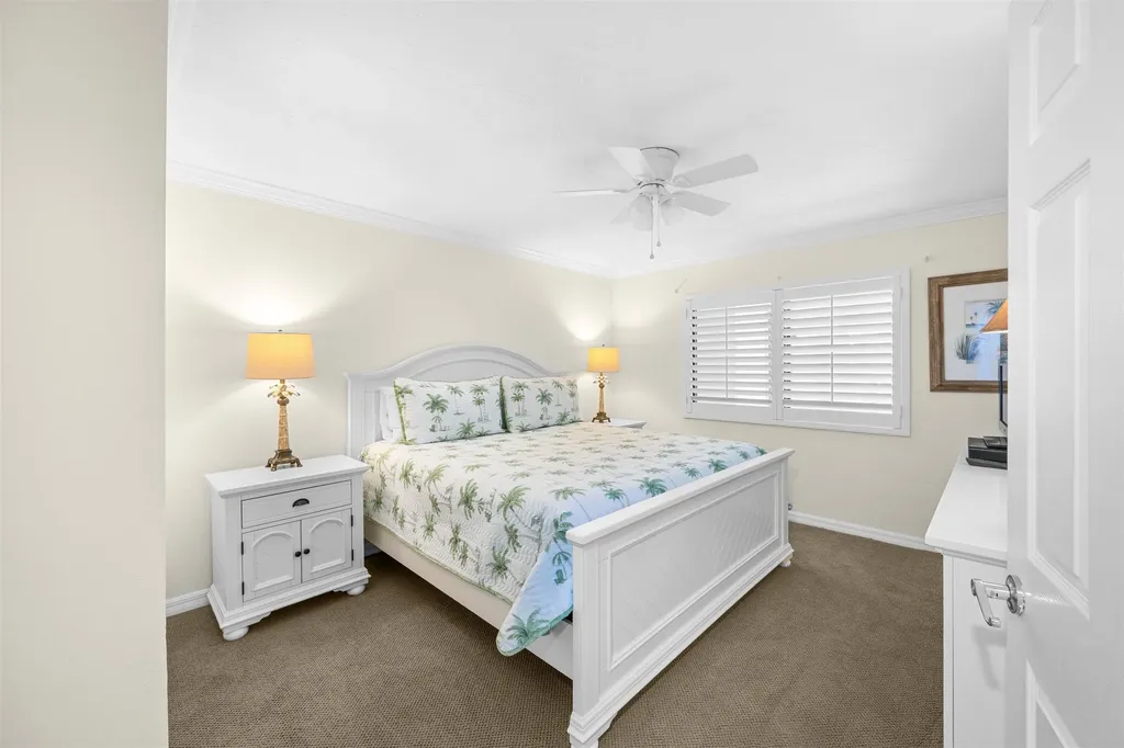 2445 W Gulf Drive Sanibel FL 33957