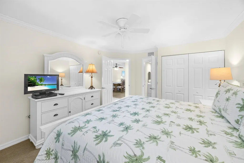 2445 W Gulf Drive Sanibel FL 33957
