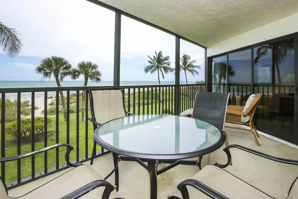 2445 W Gulf Drive Sanibel FL 33957