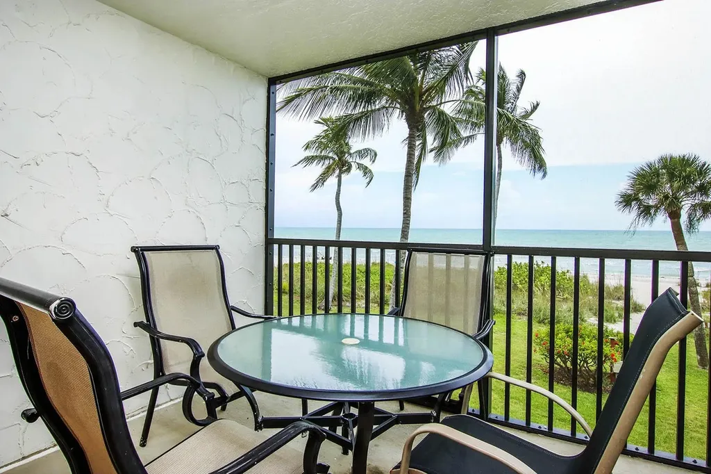 2445 W Gulf Drive Sanibel FL 33957