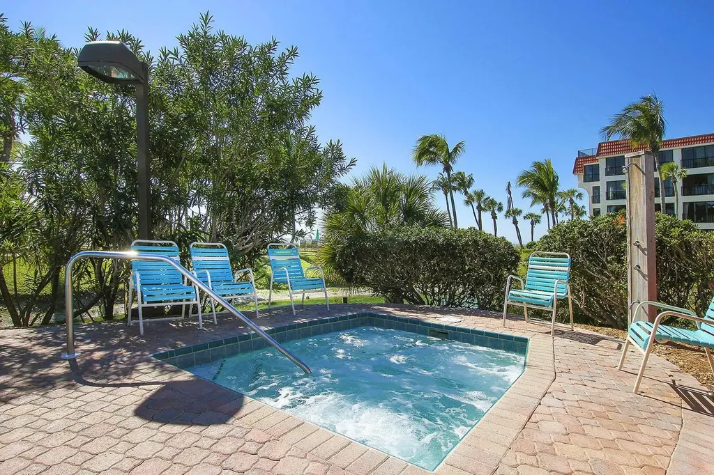 2445 W Gulf Drive Sanibel FL 33957