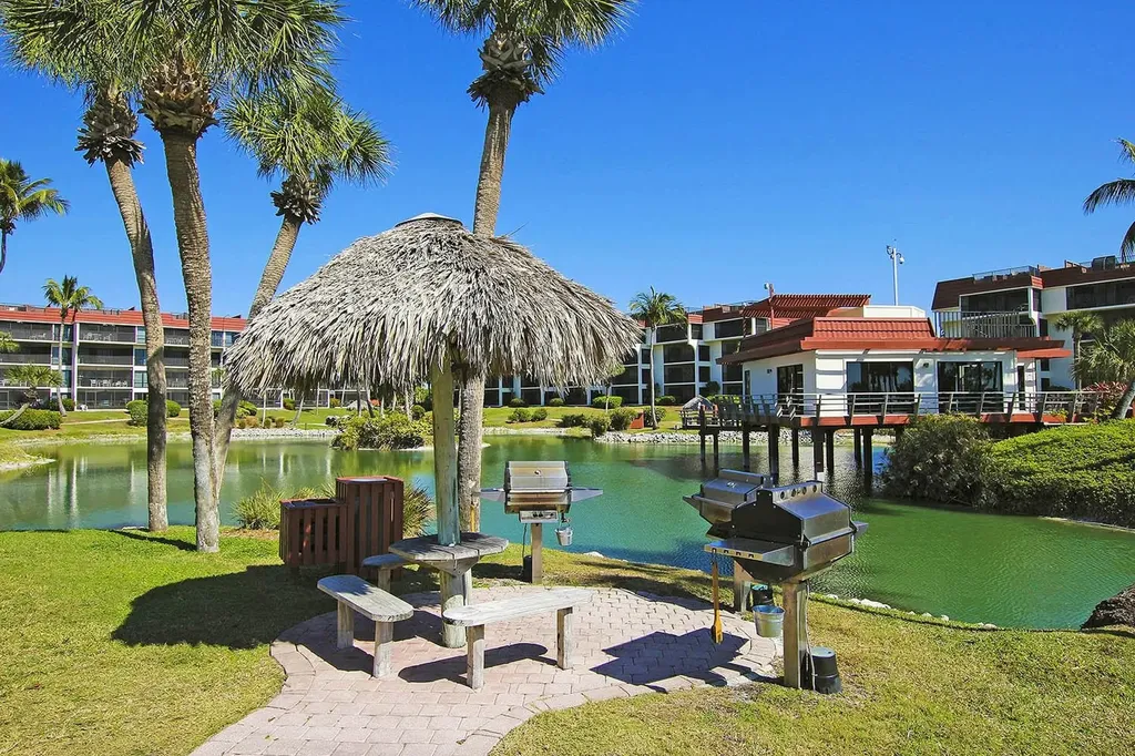 2445 W Gulf Drive Sanibel FL 33957