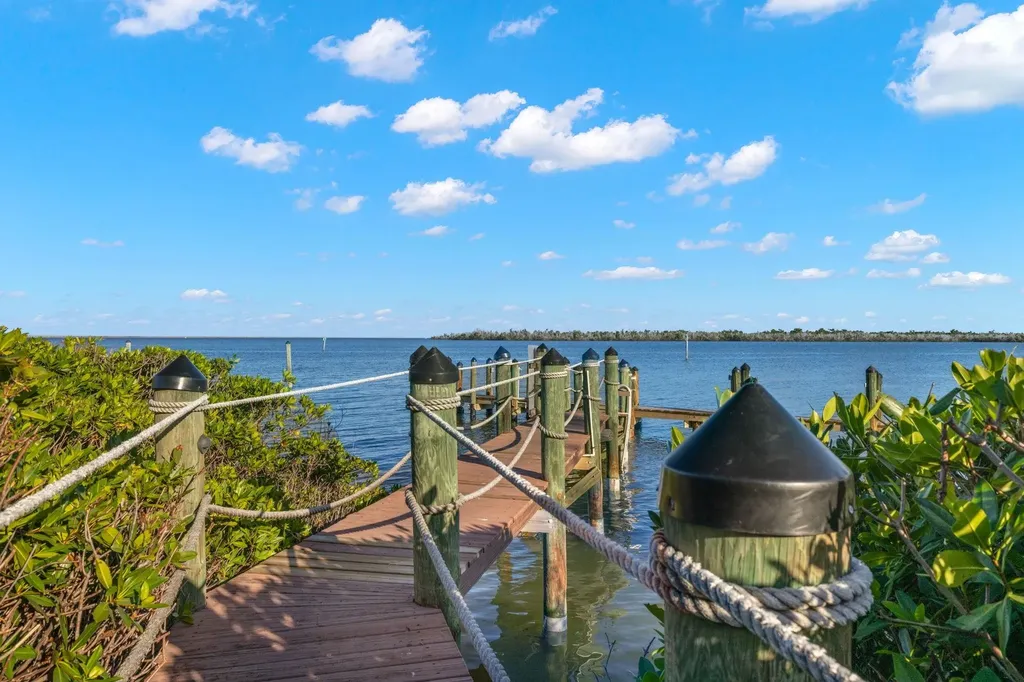 15557 Captiva Drive Captiva FL 33924