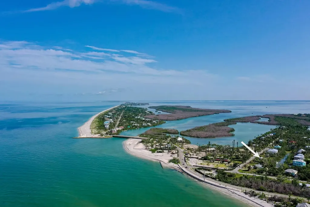 2490 Coconut Drive Sanibel FL 33957