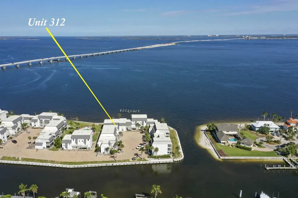 760 Sextant Drive Sanibel FL 33957
